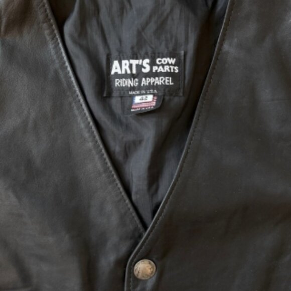 Black Leather Vest for Men - Picture 4 of 7